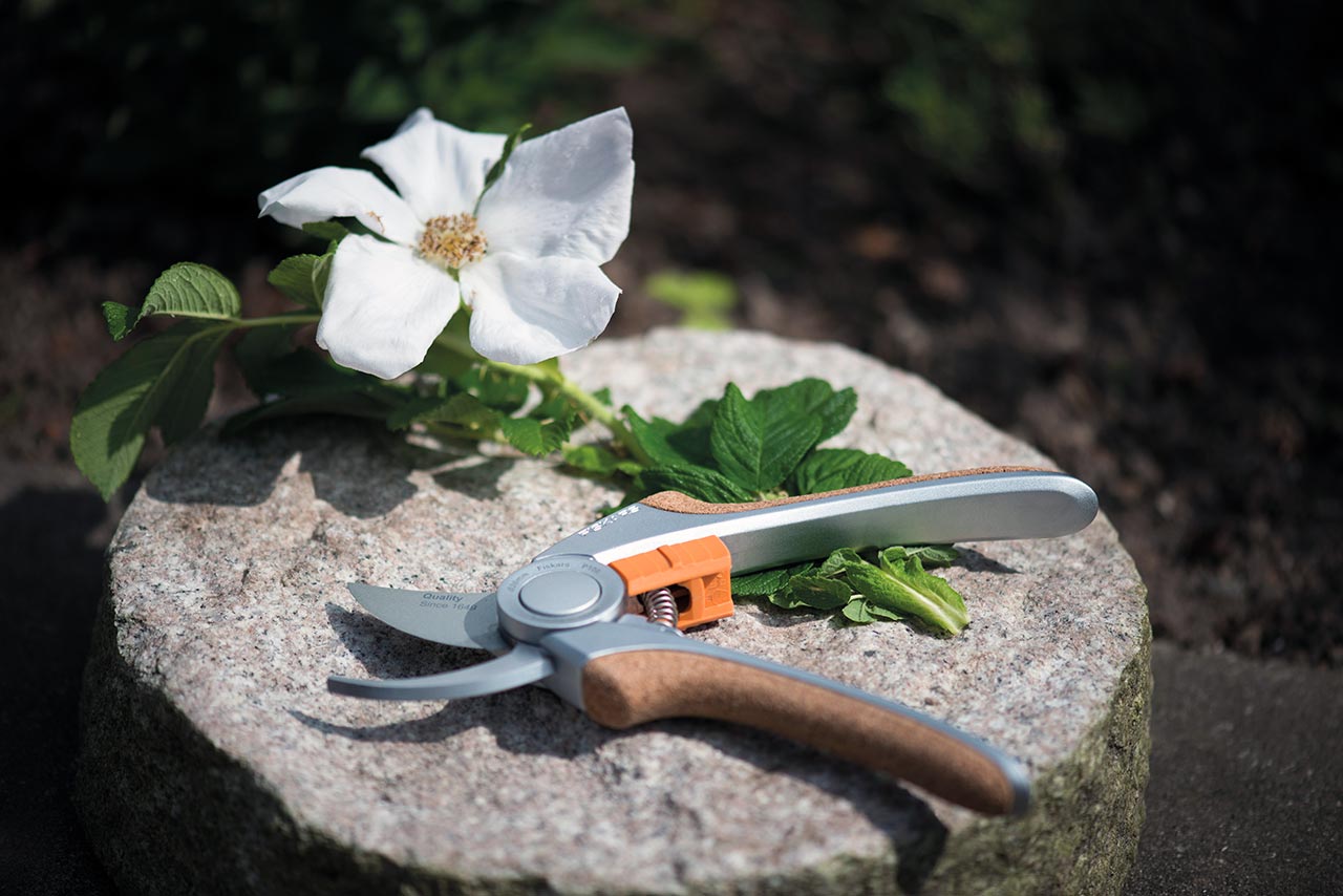 Увеличенная фотография Секатор Fiskars плоскостной Quantum